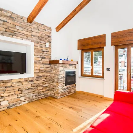 Sulla Piazzetta Apartamento *